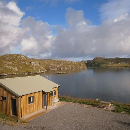 Otter Bunkhouse Hostel Cairisiadar ภายนอก รูปภาพ