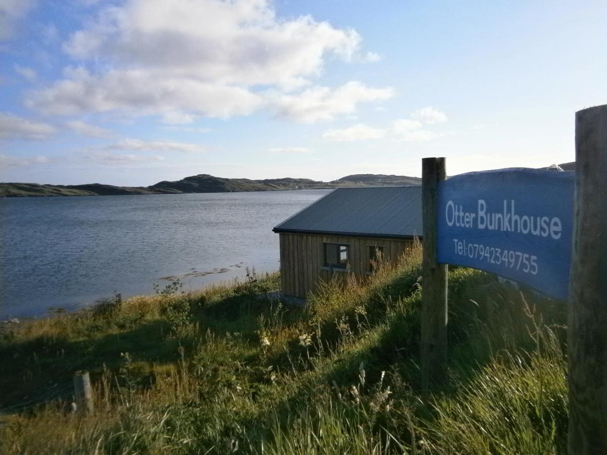 Otter Bunkhouse Hostel Cairisiadar ภายนอก รูปภาพ